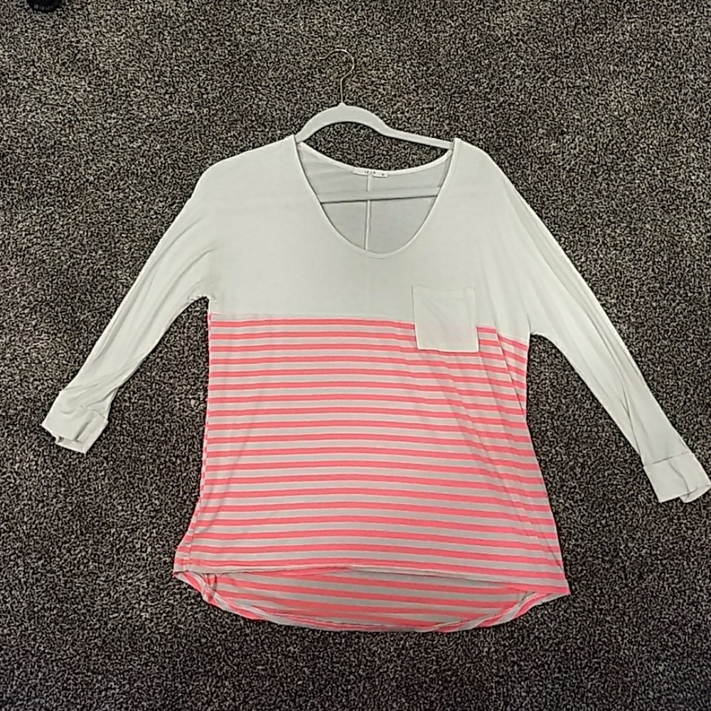 Striped 3/4 sleeve top
